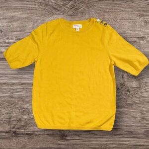NWOT- Morgan Taylor Medium Vibrant Yellow Knit 3/4 Sleeve w/ Button Detailing